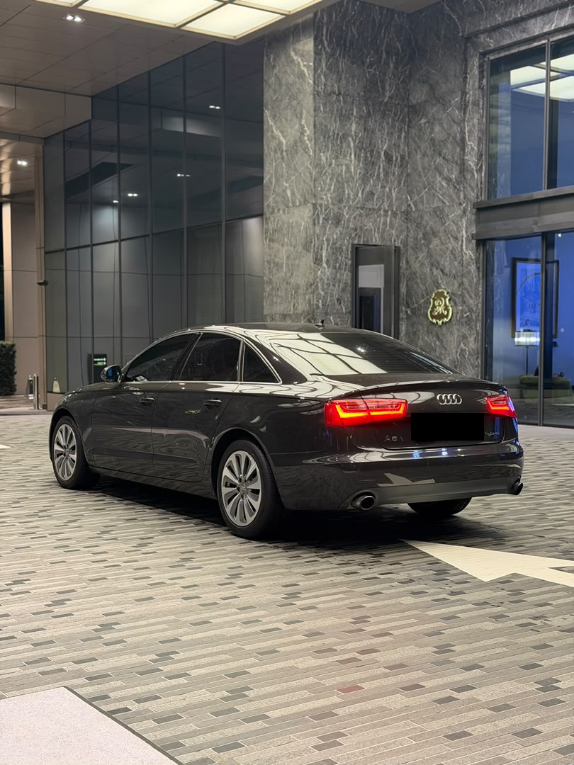 Audi A6 4