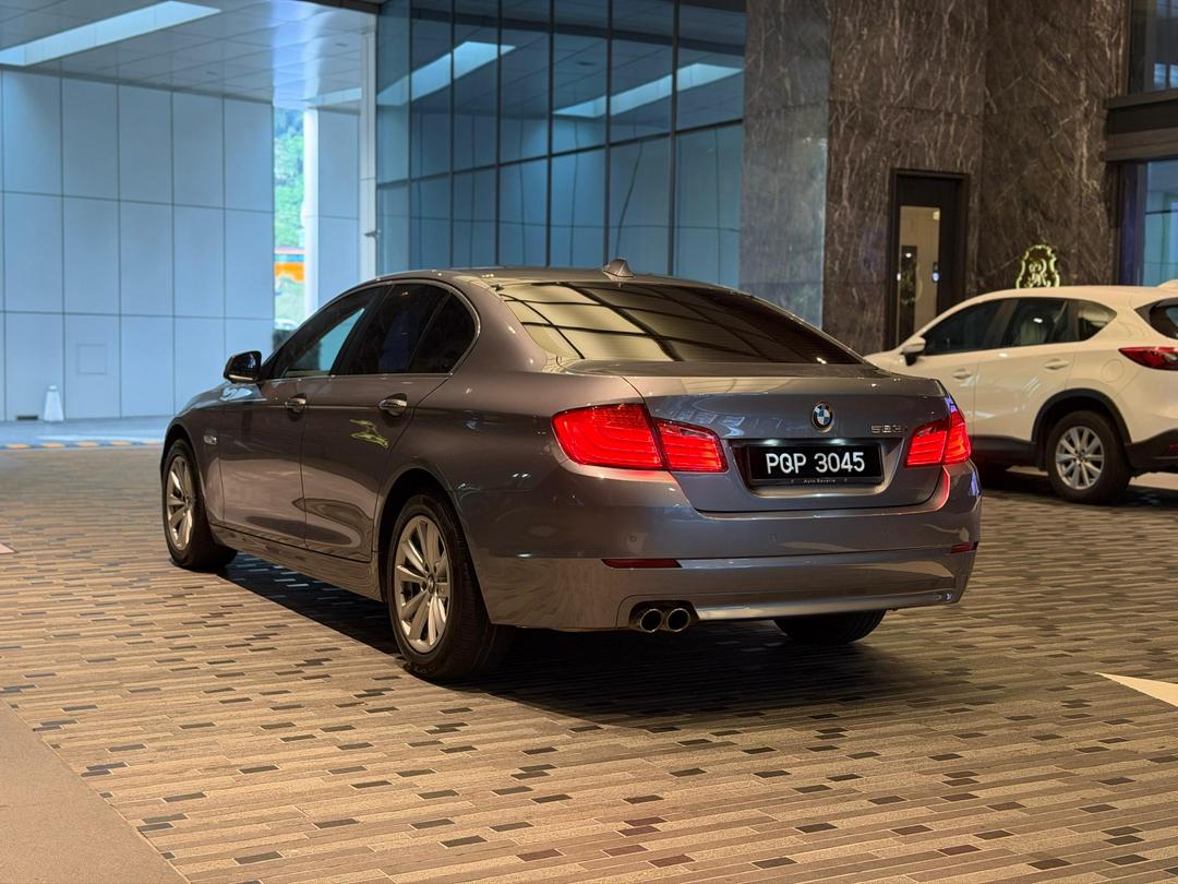 BMW 523i 2