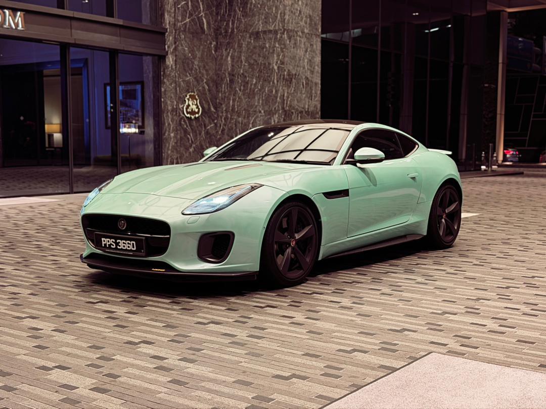 Jaguar F-Type 400 3