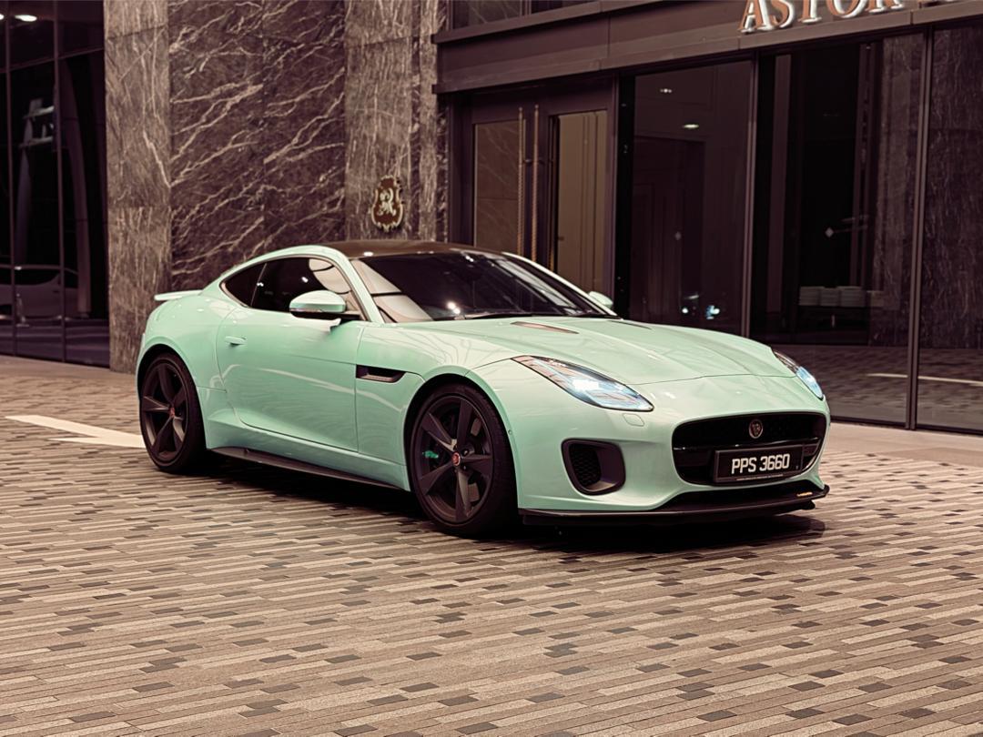 Jaguar F-Type 400 2023