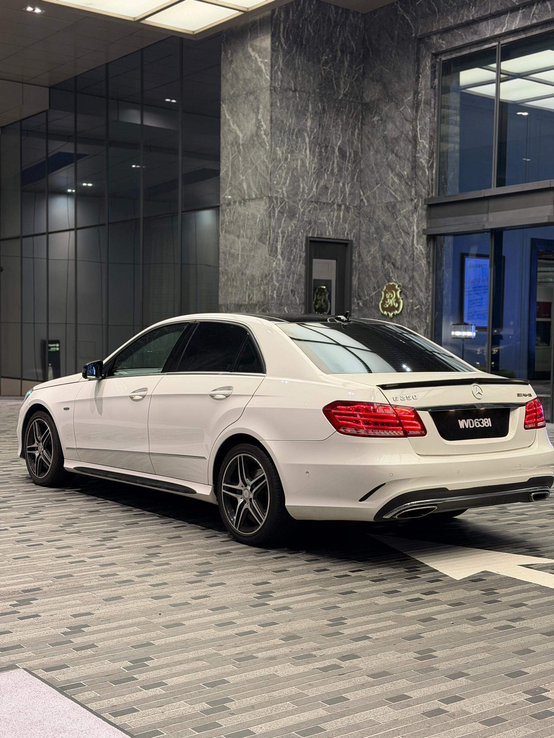 Mercedes E250 2