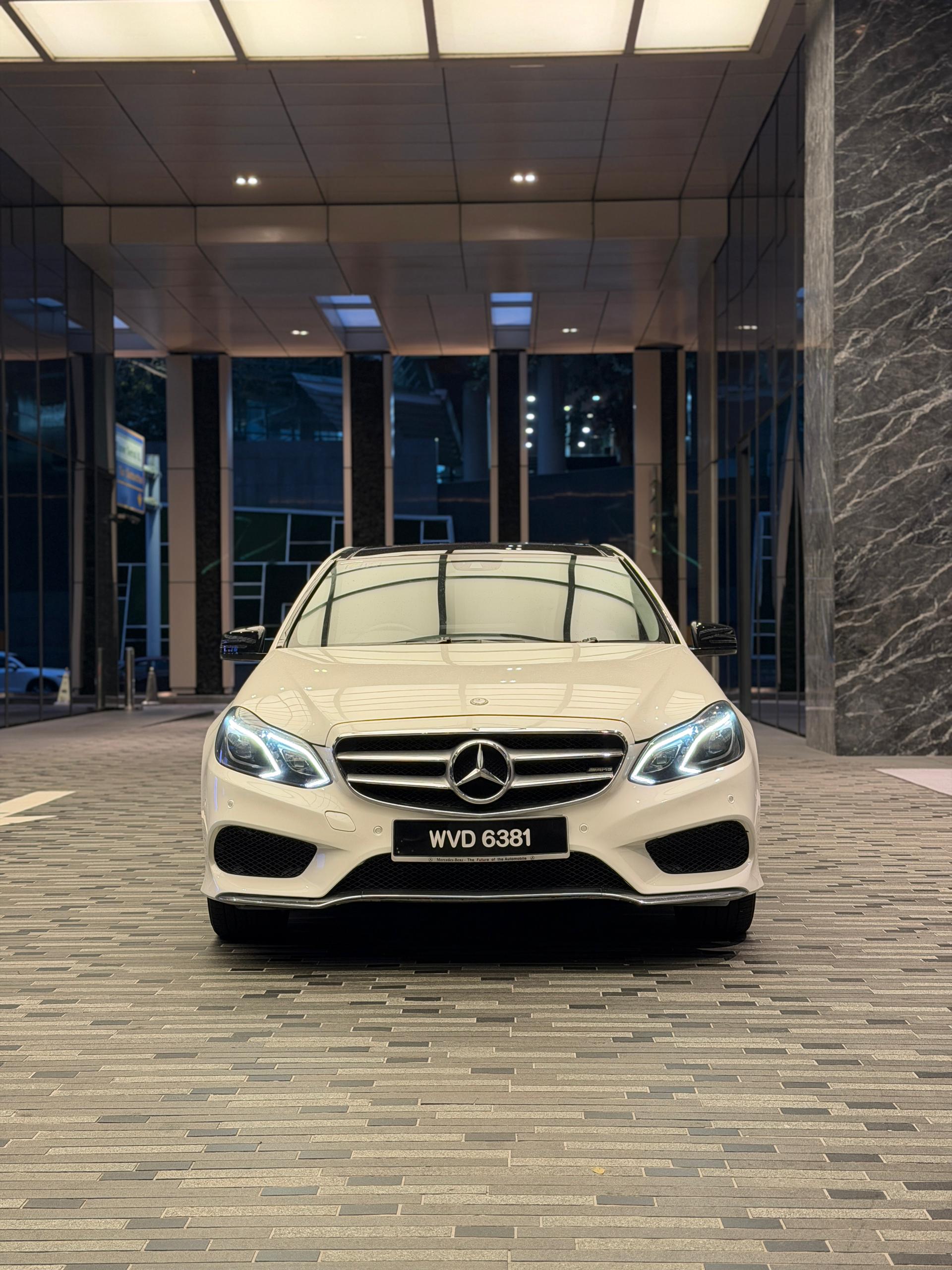 Mercedes E250 3