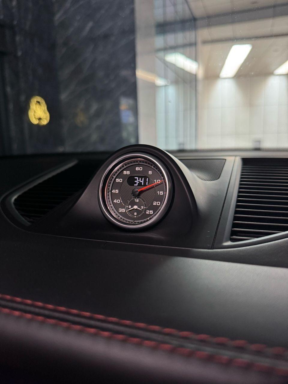 Porsche Macan 4