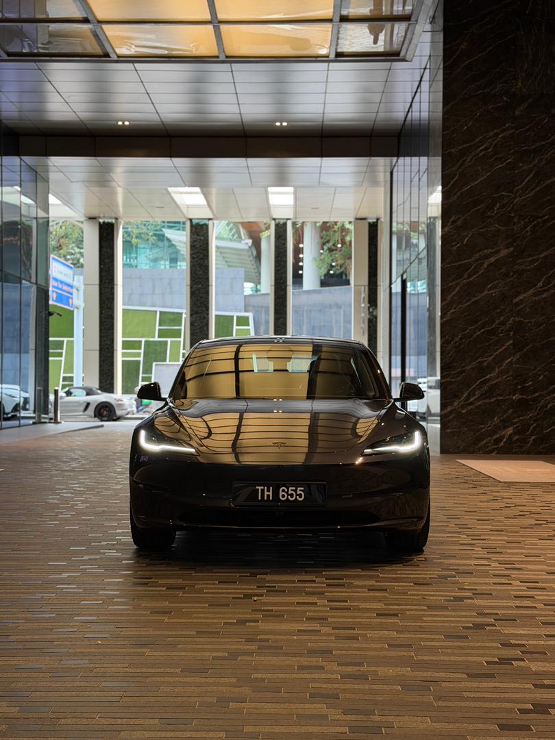 Tesla Model 3 3