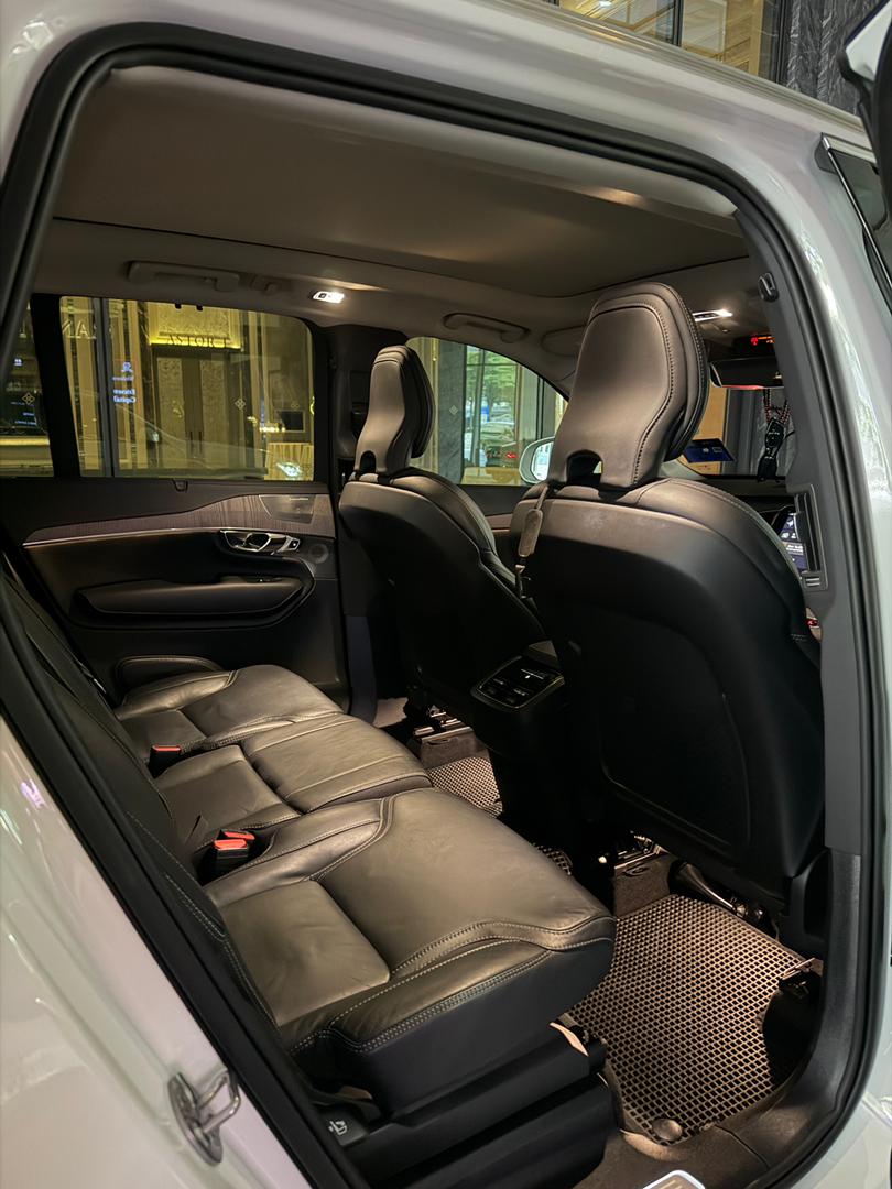 Volvo XC90 4